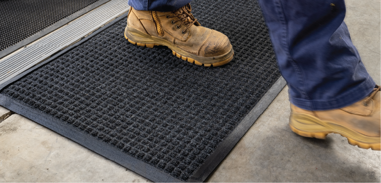 Entrymaster Classic Entrance Mat Charcoal - Standard Size